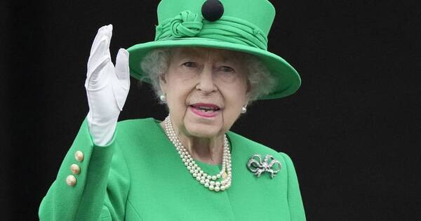La Nación / ¡Secreto revelado! FBI publicó cómo intentaron atentar contra la reina Isabel II