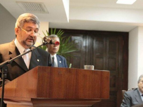Encuentran muerto a embajador paraguayo en Bolivia en su hotel
