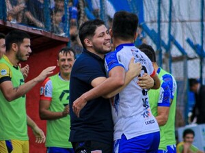 Primera B: Dos triunfos y un empate  - APF