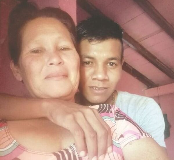 "Ña Rufina pedrojuanina" ya tiene padrino y decorador para su boda - Radio Imperio