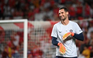 El arquero de PSG es ingresado con traumatismo craneoencefálico tras caerse de un caballo - Megacadena — Últimas Noticias de Paraguay