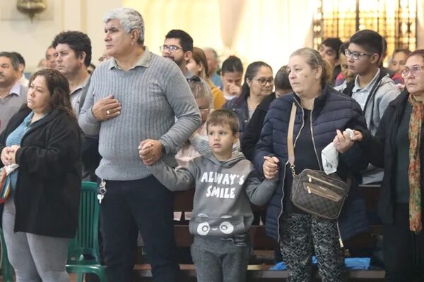 Piden honrar a la familia durante misa en Caacupé - Nacionales - ABC Color