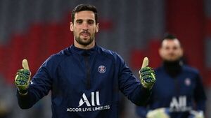 Sergio Rico, grave y luchando por su vida