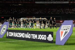 Brasil decidió jugar amistoso en Barcelona para destacar su campaña contra el racismo - Fútbol Internacional - ABC Color