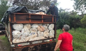 Detienen camión que transportaba casi 6 toneladas de marihuana en Caazapá