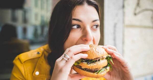 La Nación / Locales gastronómicos realizan promociones para celebrar el Día de la Hamburguesa