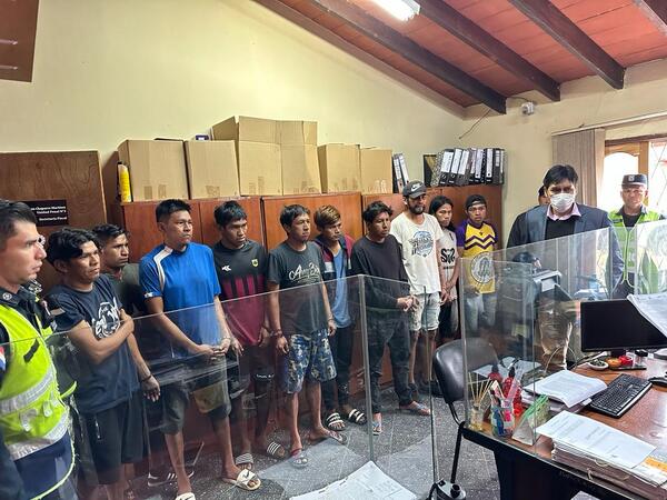 Diario HOY | Imputan a 11 indígenas tras enfrentamiento con policías en Mariano R. Alonso
