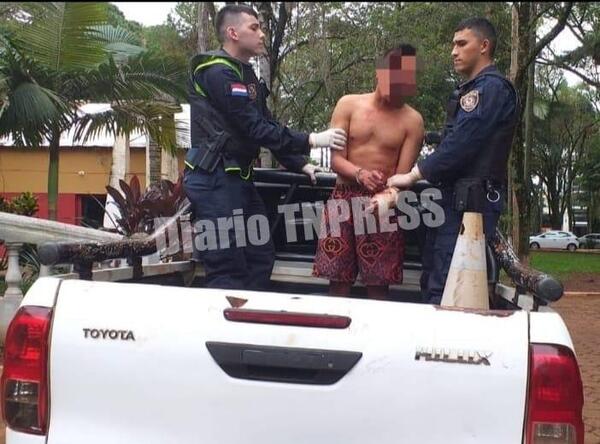 Atrapan a violento joven tras causar destrozos en su casa con un machete – Diario TNPRESS