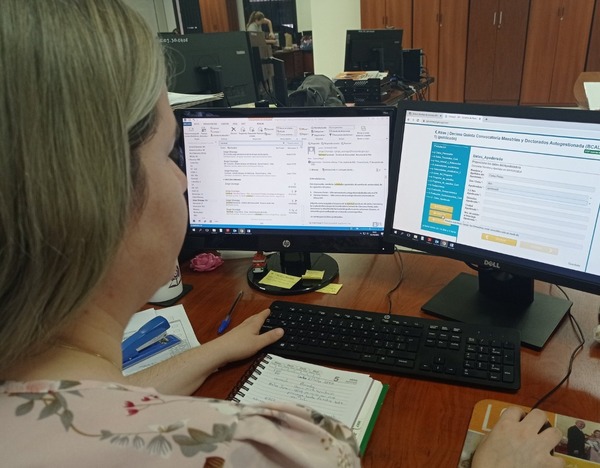 Docentes del MEC pueden postularse desde hoy a 48 becas disponibles para Colombia - .::Agencia IP::.