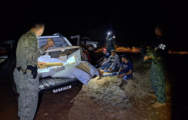 Senad intercepta a tres traficantes con más de 200 kg de marihuana en Amambay - El Independiente