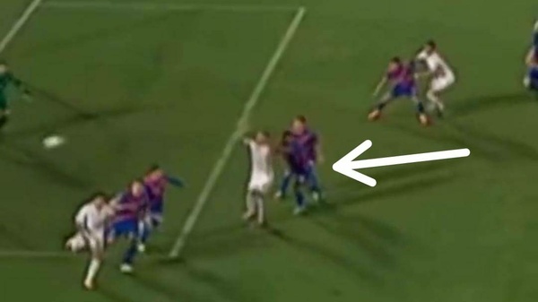 [VIDEO] Desde otro ángulo: El penal que cobraron a favor de Nacional ante Cerro