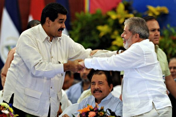 Diario HOY | Lula recibe a Maduro en el Palacio de Planalto en Brasilia