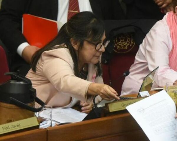 Nani Arrúa admite que el Senado no podrá salvar al criminal “Mbururú” de sus condenas