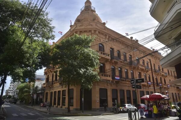Pasantías: Hacienda seleccionó a 55 estudiantes - Economía - ABC Color