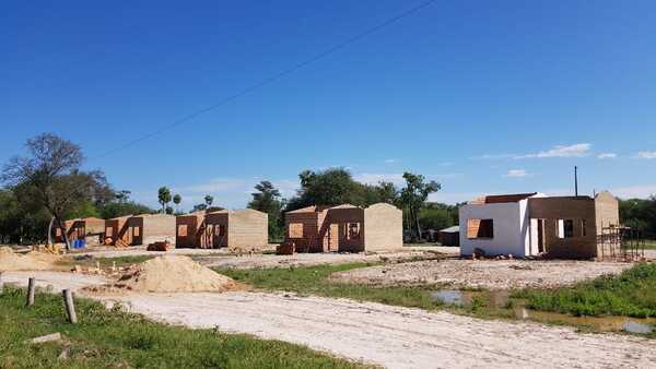 Avanza el plan de reasentamiento de familias indígenas ocupantes de franja en lotes 2 y 3 de Transchaco