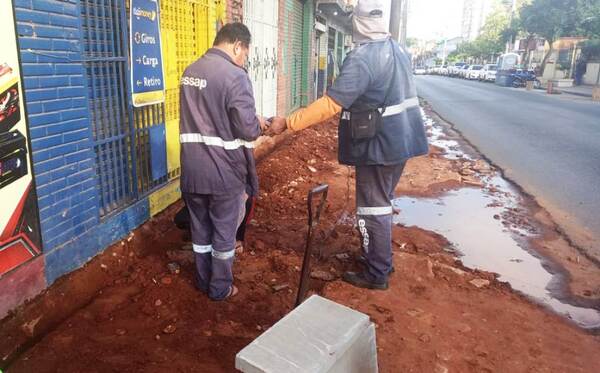 Unificación de veredas en Luque: Municipio y Essap trabajan juntos •