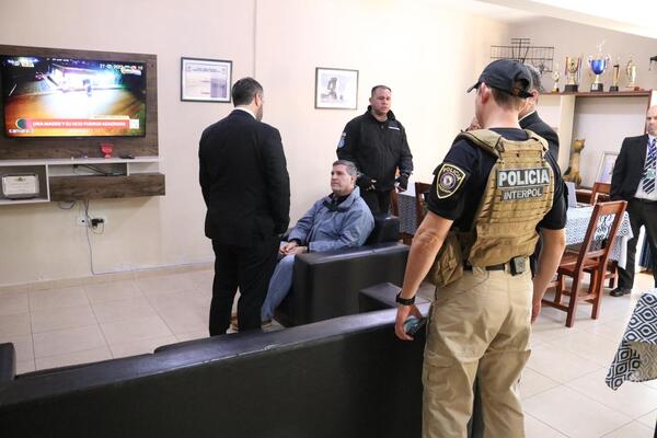 José Peirano Basso llegó a Paraguay para enfrentar a la justicia | 1000 Noticias