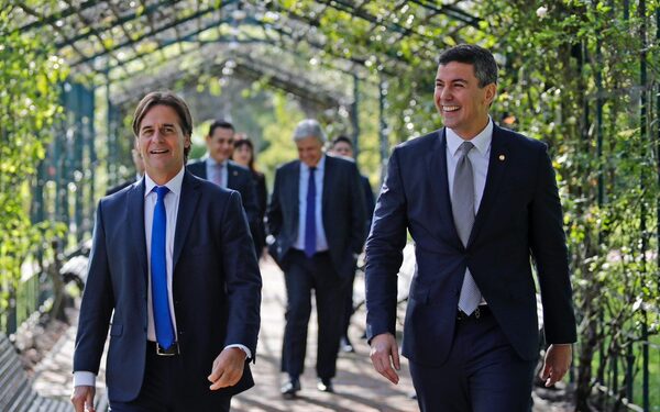 Santi Peña dijo que comparte la misma visión de desarrollo que Lacalle Pou - Megacadena — Últimas Noticias de Paraguay