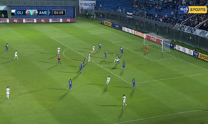 (VIDEO) De chilena fue el golazo del pelotero olimpista Guillermo Paiva