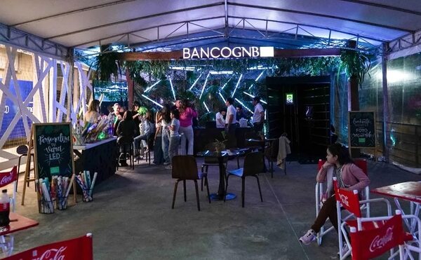 Exitoso Playback Multiverso de la mano del Banco GNB - Empresariales - ABC Color