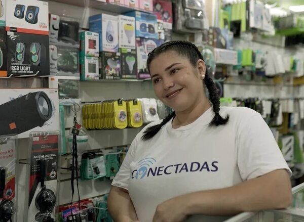 Vuelve Conectadas, el programa de Tigo para las mujeres - Empresariales - ABC Color