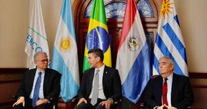 La Nación / Santiago Peña: “La posición de Paraguay es negociar dentro del Mercosur”