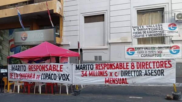 Copaco: funcionarios se movilizan mientras sigue sin aprobarse balance con millonaria pérdida - Economía - ABC Color