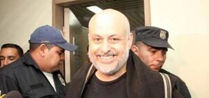 Aseguran que "hay una orden superior" de mantener detenido al excandidato Paraguayo Cubas - Revista PLUS