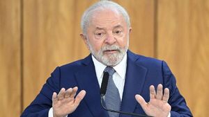 Lula propuso revivir Unasur y trabajar para abandonar el dólar del comercio regional - .::Agencia IP::.