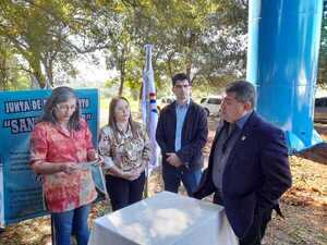 Nuevo pozo artesiano y tanque elevado para el barrio Picada Pyta de Encarnación