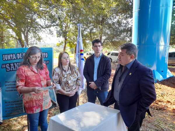 Nuevo pozo artesiano y tanque elevado para el barrio Picada Pyta de Encarnación