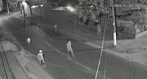 Diario HOY | Caen "Ña Rosa Cable Guy" y su pandilla: por vandalismo imputan a 5 personas