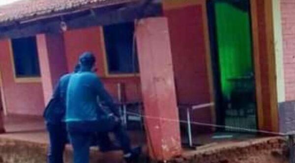Detienen al alumno que habría asesinado a su Directora. – Prensa 5