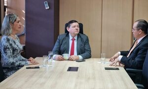 Destacada reunión con el viceministro del MIC 
