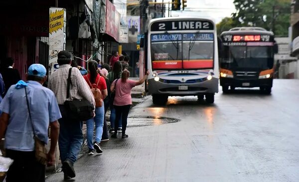 No se puede cobrar otro precio del pasaje que no esté fijado por decreto, dice Óscar Stark - Nacionales - ABC Color