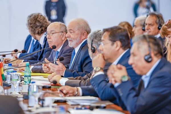 Brasil propone retomar el diálogo para la integración de América del Sur