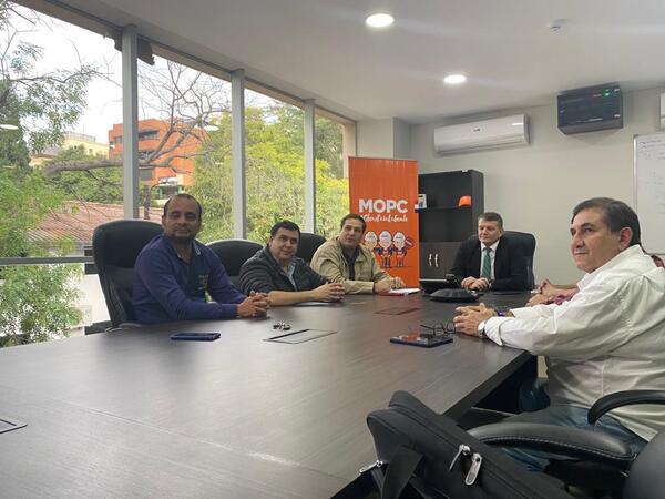 UCETRAMA renunciaría a subsidio y pasaría a cobrar pasaje a G. 4.660 - Megacadena — Últimas Noticias de Paraguay