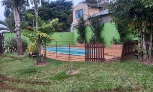 Una niña de 7 años muere ahogada en una piscina