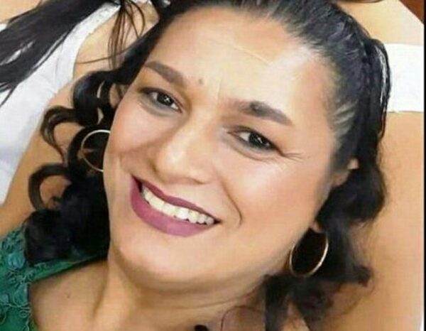 Asesinato en colegio: directora recibió cuatro heridas, afirma fiscal · Radio Monumental 1080 AM