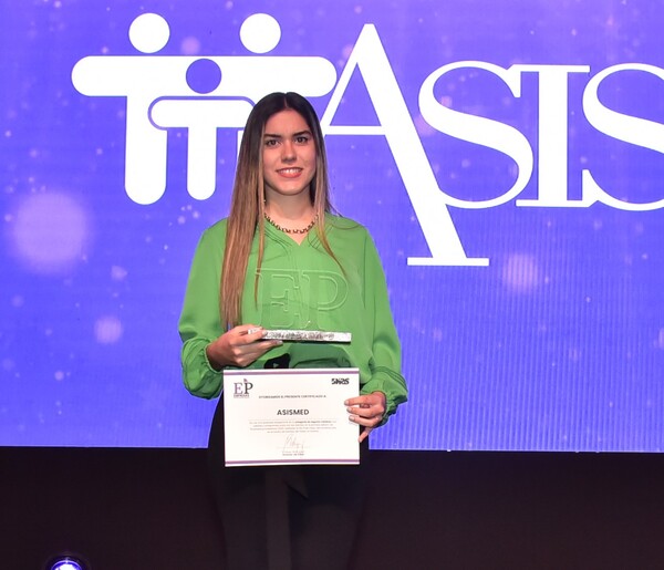 Crista Yudis: “Asismed es la empresa líder en el mercado y este premio lo refleja” | Premiación Empresas Proveedoras | 5Días