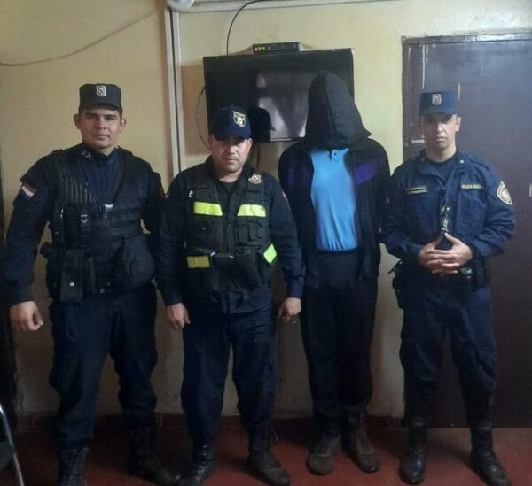 Joven que mató a su profe era buen alumno, cantaba en el coro de la iglesia