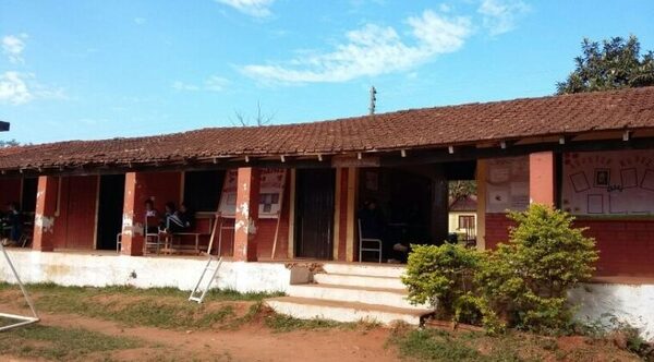 Terrible escena para el hijo de la maestra asesinada - Noticiero Paraguay