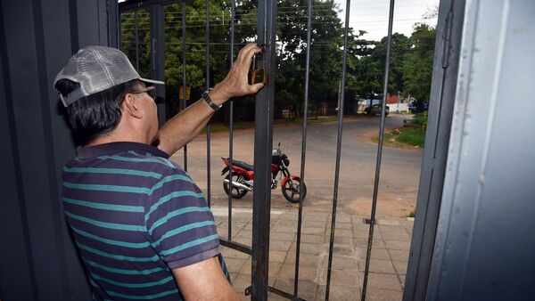 Vecinos viven encerrados con rejas y reclaman mayor acción policial