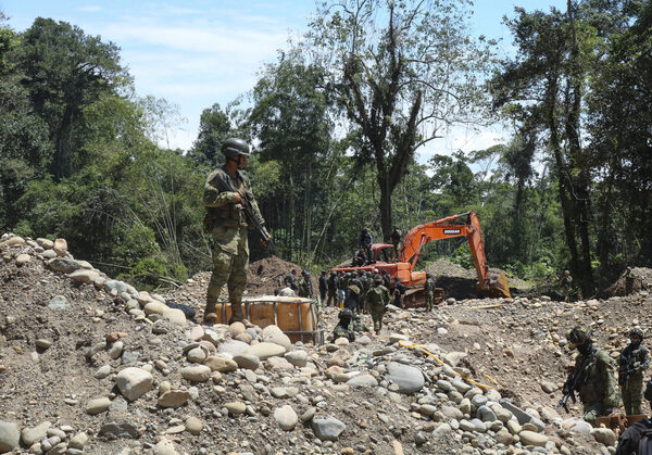 La minería ilegal crece voraz y amenazante en la Amazonía de Ecuador - MarketData