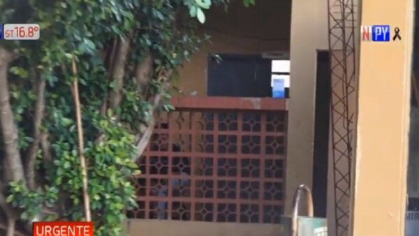 Matan a un hombre en una plaza y Policía detiene a tres personas