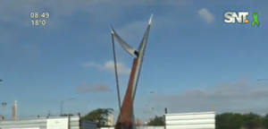 Monumento al Arpa paraguaya en la Costanera de Asunción - SNT