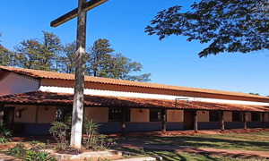 Iglesia San Lorenzo: Refacción de fachada y área de estacionamiento costará G. 1.728 millones a la Gobernación - OviedoPress