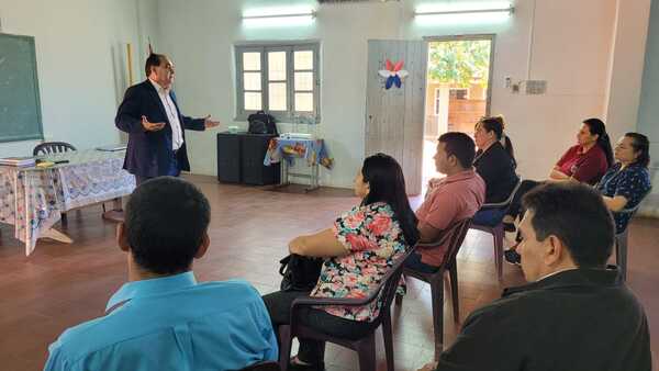 'Se ha perdido la presencia de los padres, están lejos de las escuelas', lamenta titular de SINADI