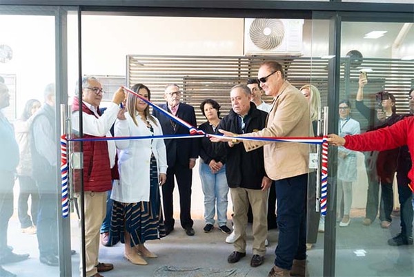 Gobernador Vaesken inaugura segundo pabellón de Salud Mental en Alto Paraná | DIARIO PRIMERA PLANA