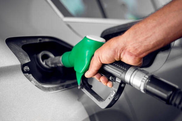 Uruguay bajar谩 el precio de la gasolina y del gasoil en junio - Revista PLUS